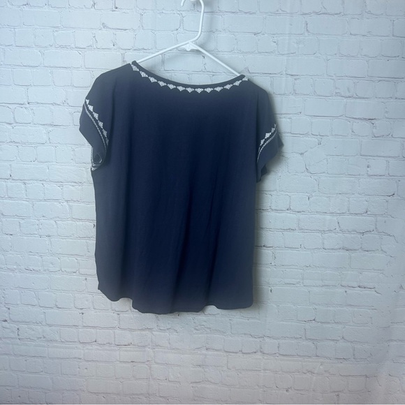 J. Jill NEW Pure Jill Embroidered cap sleeve navy blue tee preppy Medium Petite - Picture 5 of 5